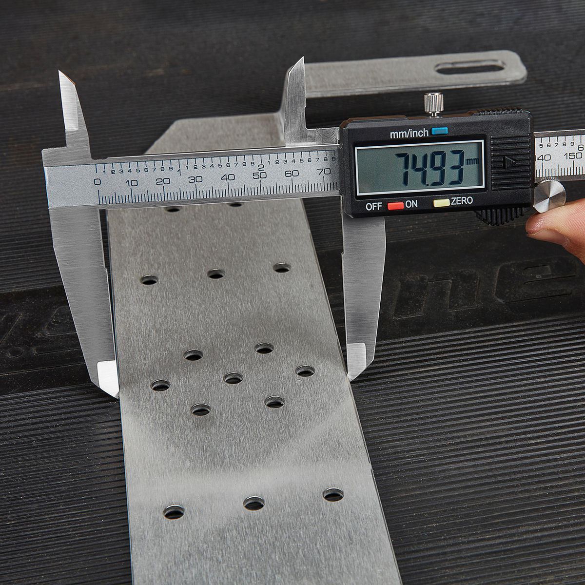 12 in. Digital Caliper Q5333