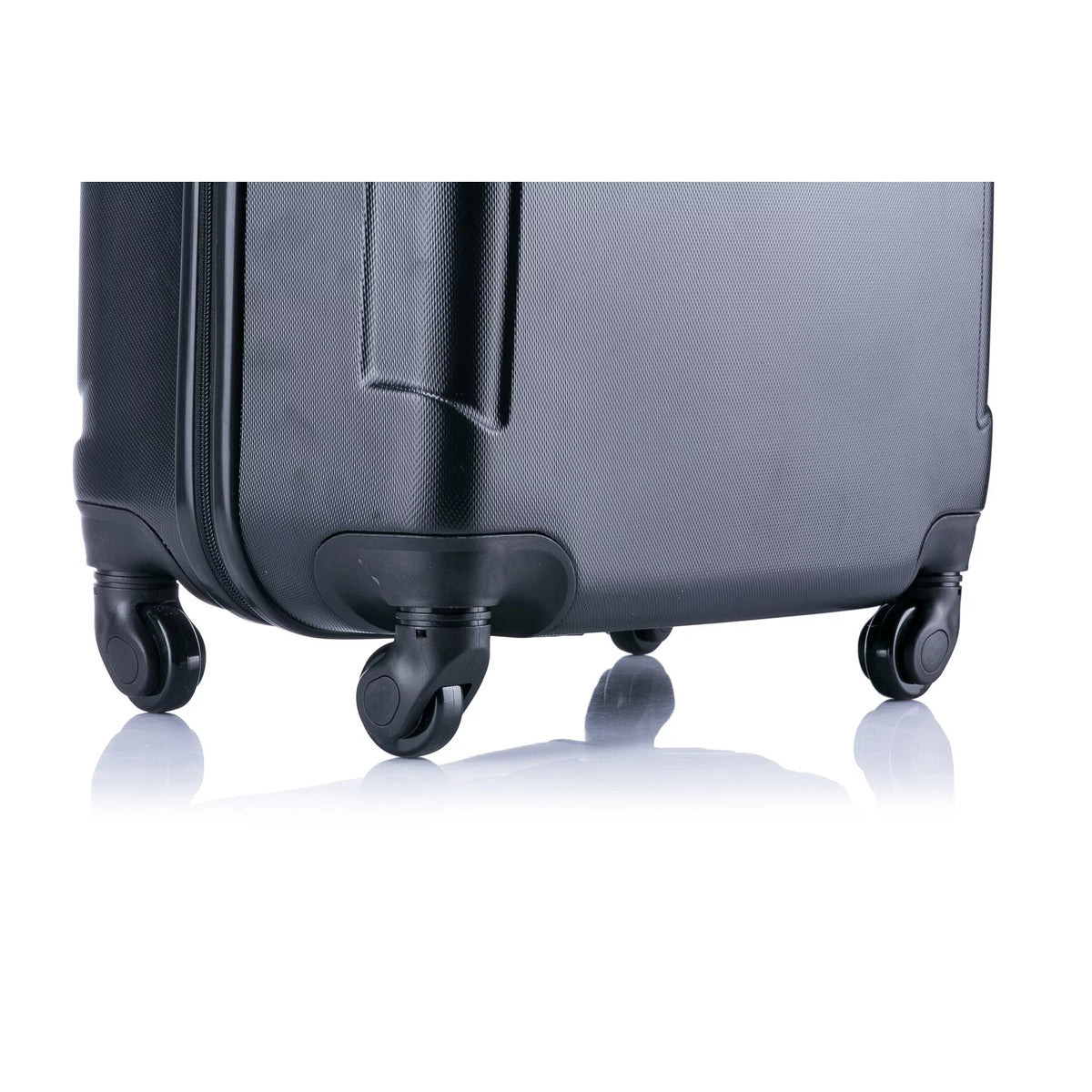 28" Hardside Lightweight Luggage with Spinner Wheels, Black L889936